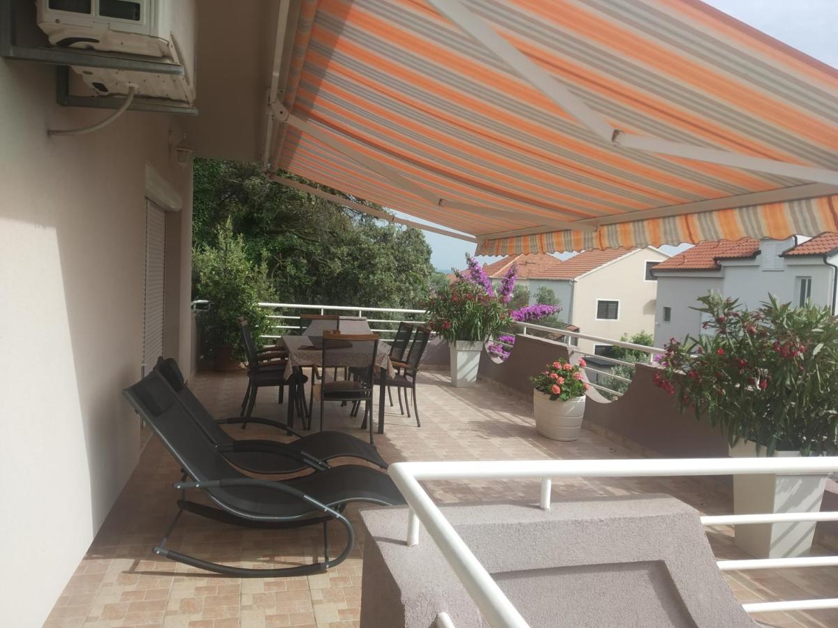 Apartments Adrian - Bed and Breakfast Bibinje