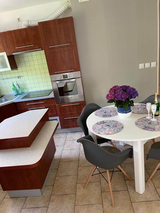 B&B Stettin - Bellis Apartment - Bed and Breakfast Stettin