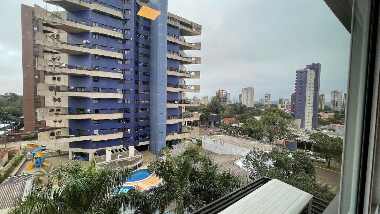 Apartamento novinho e confortável no centro de Foz - B&B