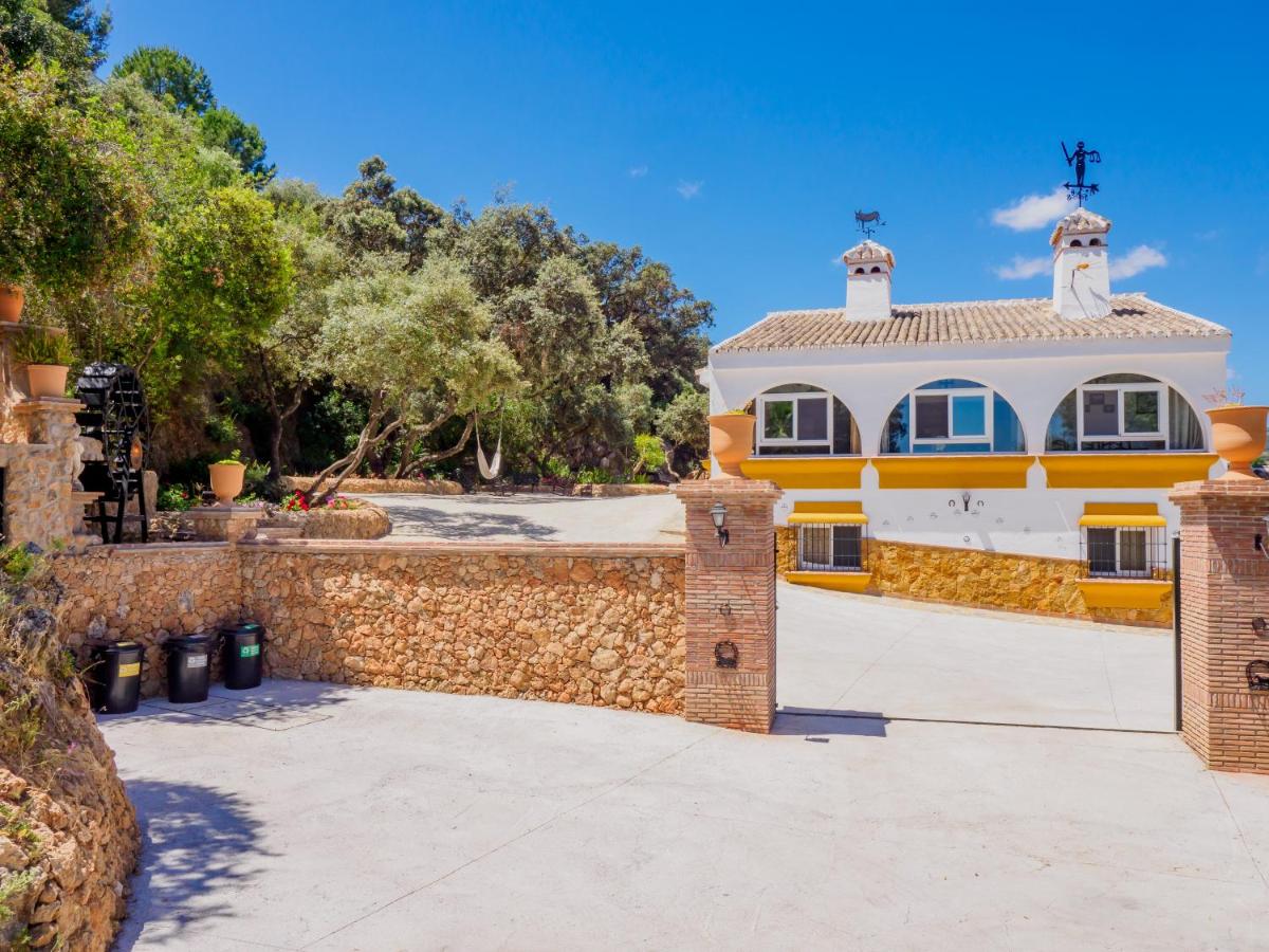 Tu Villa Rural Lentisco 8 Dormitorios Piscina privada - Chambres d’hôtes Alhaurín el Grande