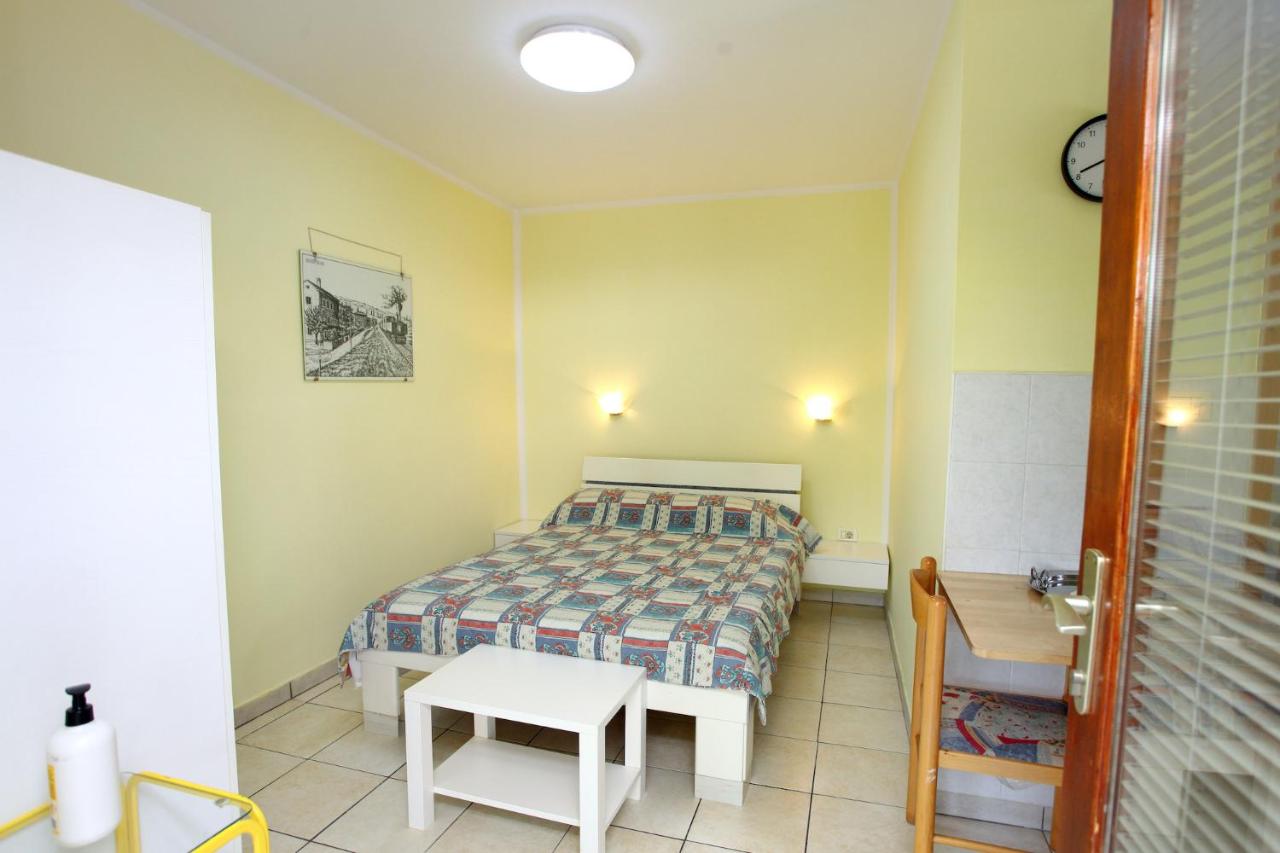 Monolocale con Terrazza