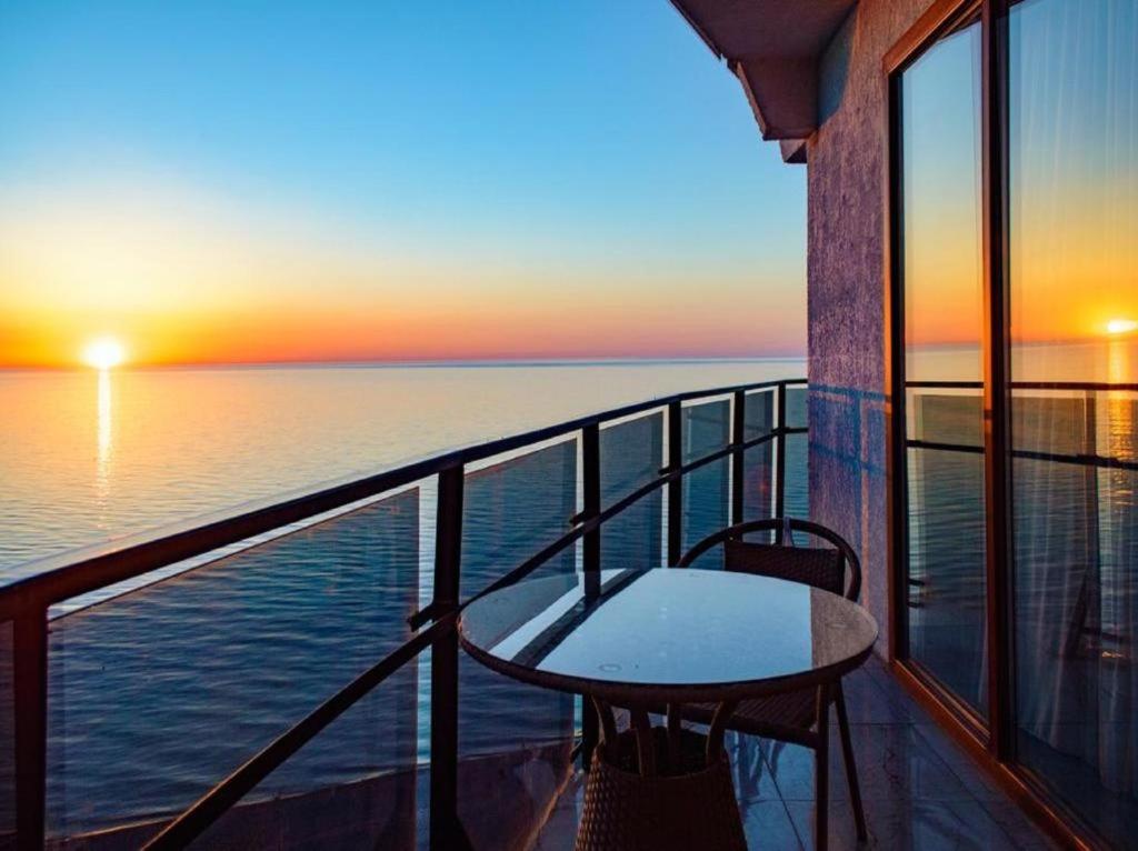 TOWER APARTMENTS BATUMI - Ferienwohnung