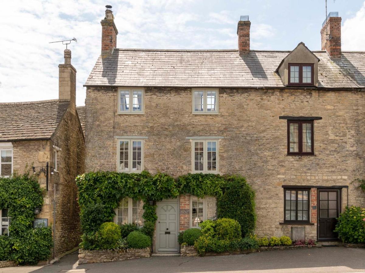 Stow House - B&B