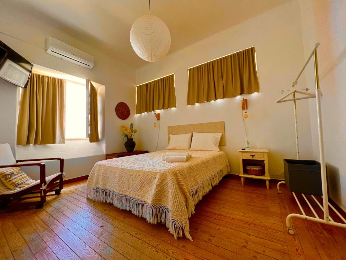Tweepersoonskamer met een Eigen Externe Badkamer