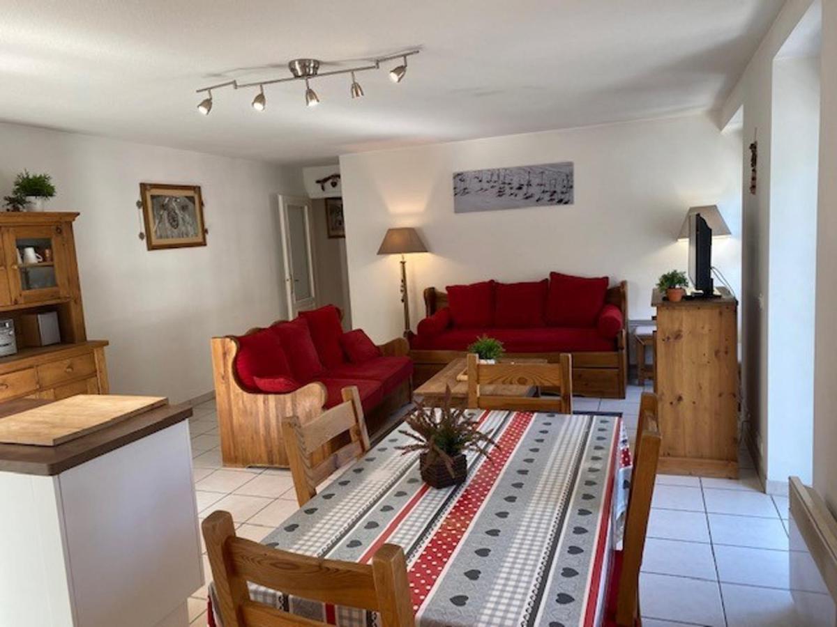 B&B Brides-les-Bains - Appartement Brides-les-Bains, 3 pièces, 6 personnes - FR-1-512-148 - Bed and Breakfast Brides-les-Bains