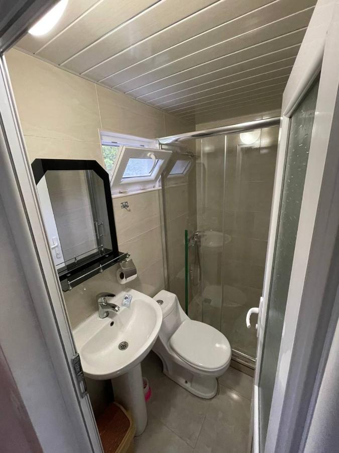 Chambre Triple avec Salle de Bains Privative