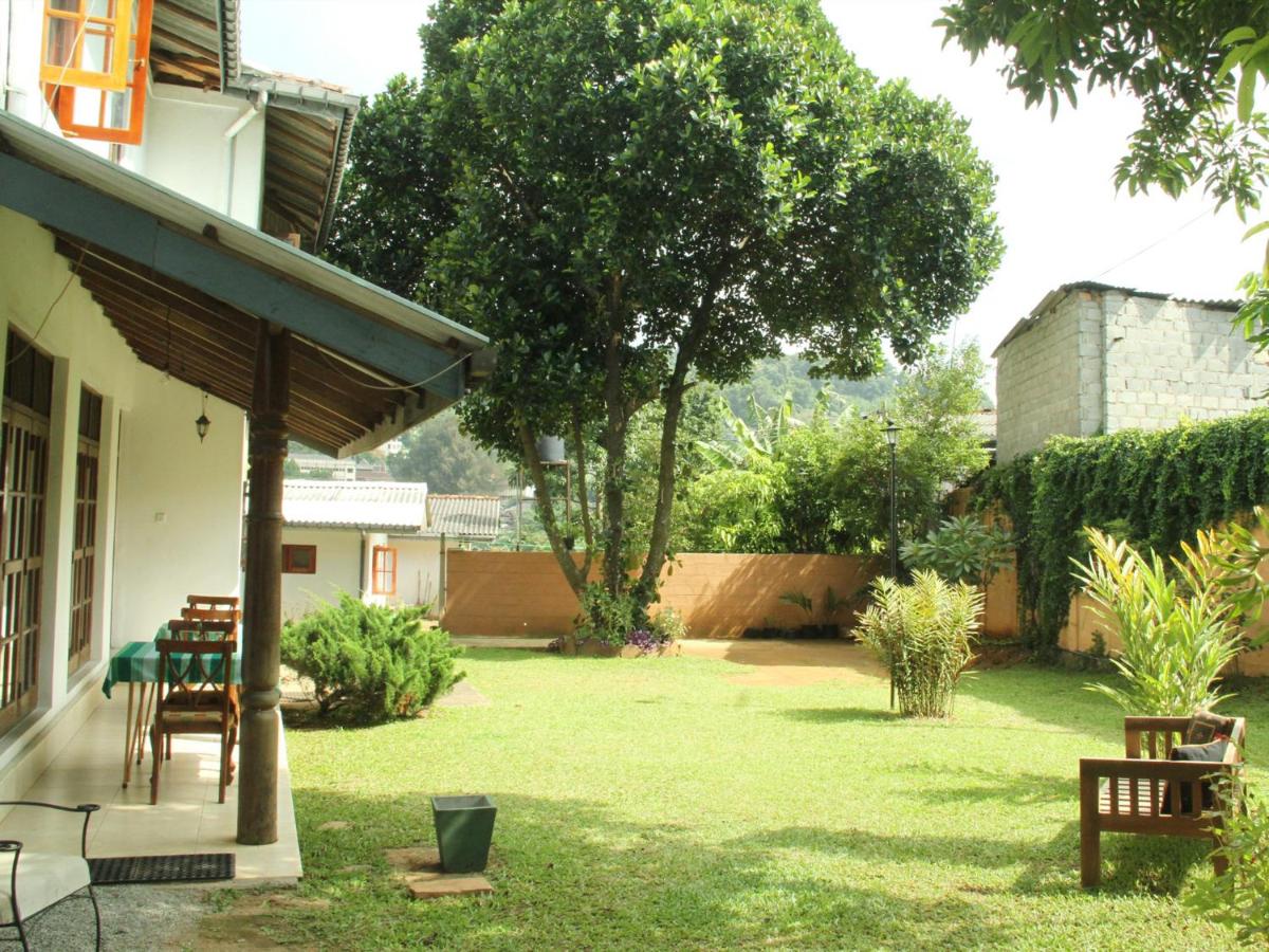 Homestay Garden Rest Kandy - B&B Kandy