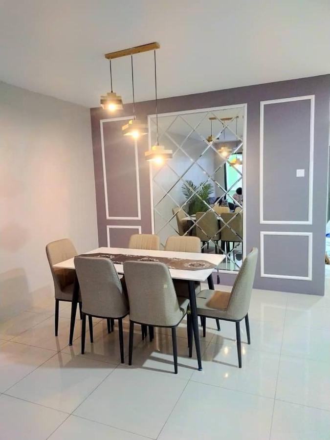 Razads Waterpark Homestay Ipoh - B&B Ipoh