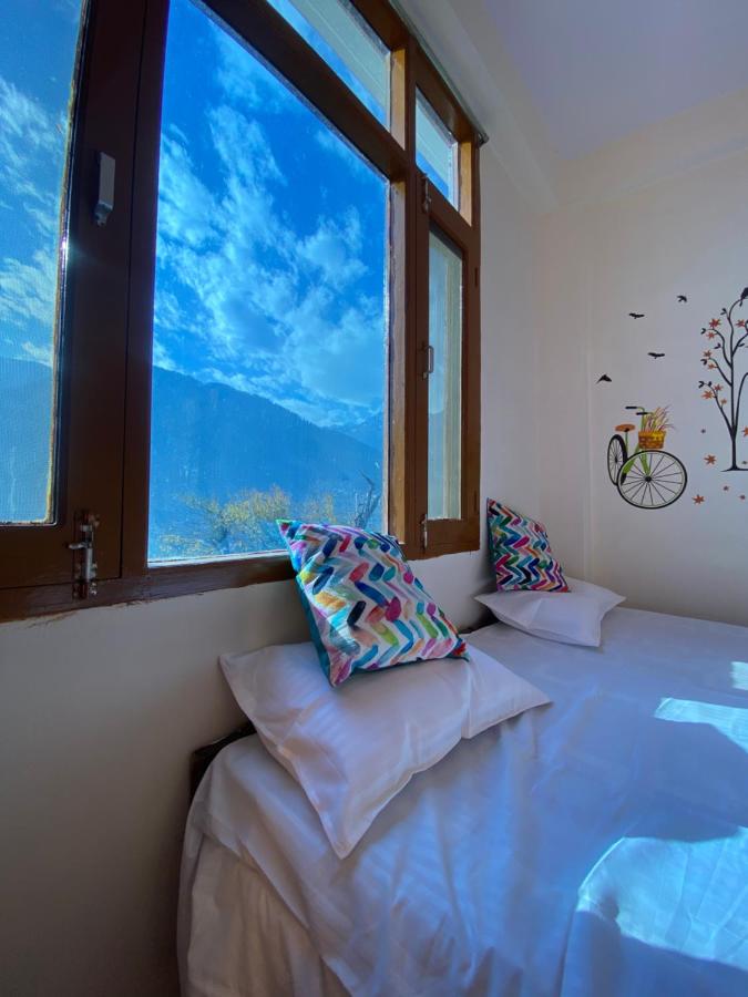 B&B Manāli - Safarnama Homestay Manali - Rooms with Mountain and Sunset view - Bed and Breakfast Manāli