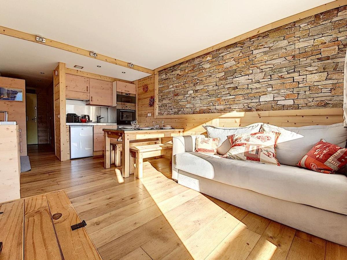 Bel Appartement Rénové au Cœur de la Station avec Balcon - FR-1-344-821 - Bed and Breakfast Les Ménuires