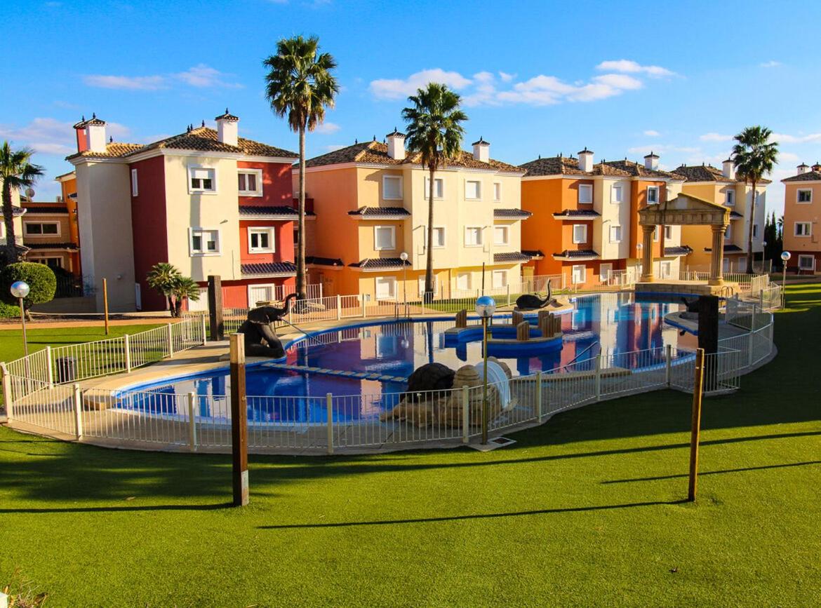 Bajo Amparo Altaona Golf - Bed and Breakfast
