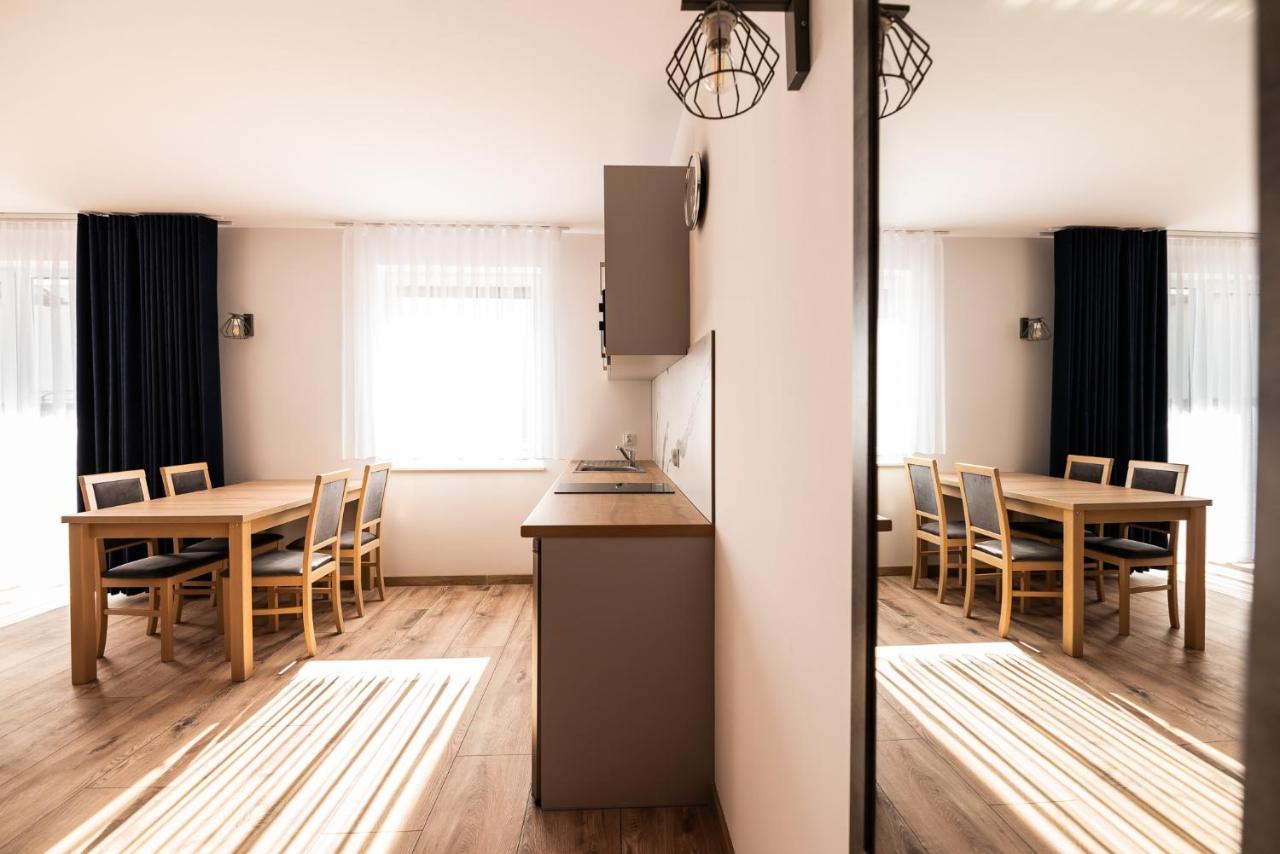 Apartment mit Balkon