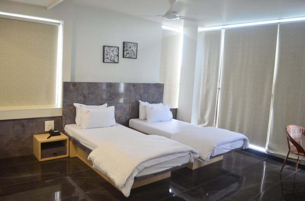 B&B Sāngli - Hotel O2 Sangli - Bed and Breakfast Sāngli