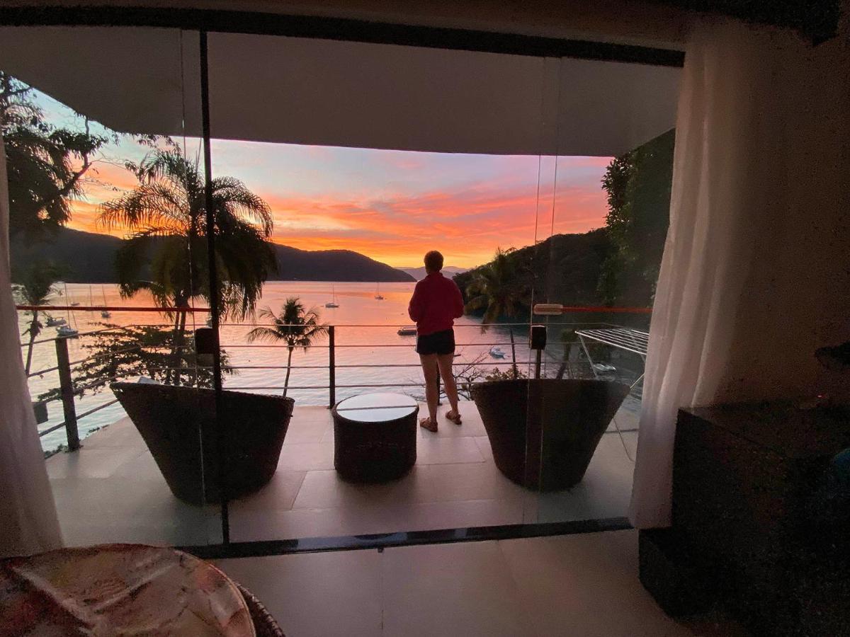 Deluxe Suite with Sea View