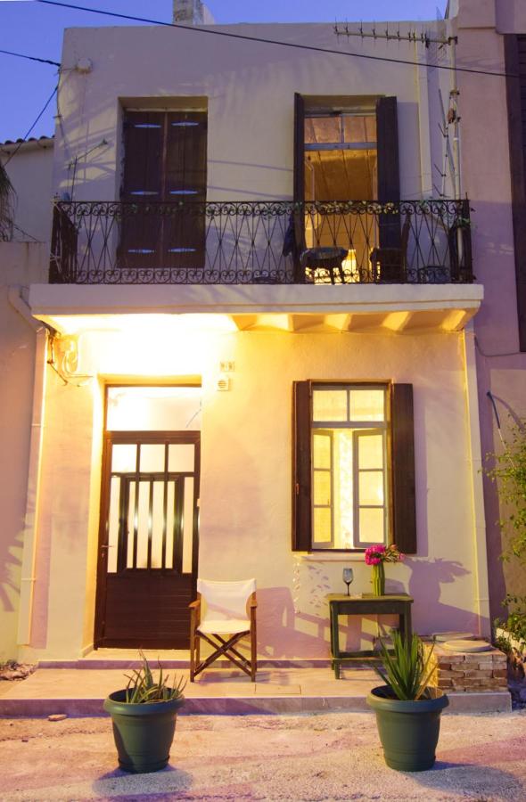 Auntie's home by Chania Old Harbor - B&B Chionato
