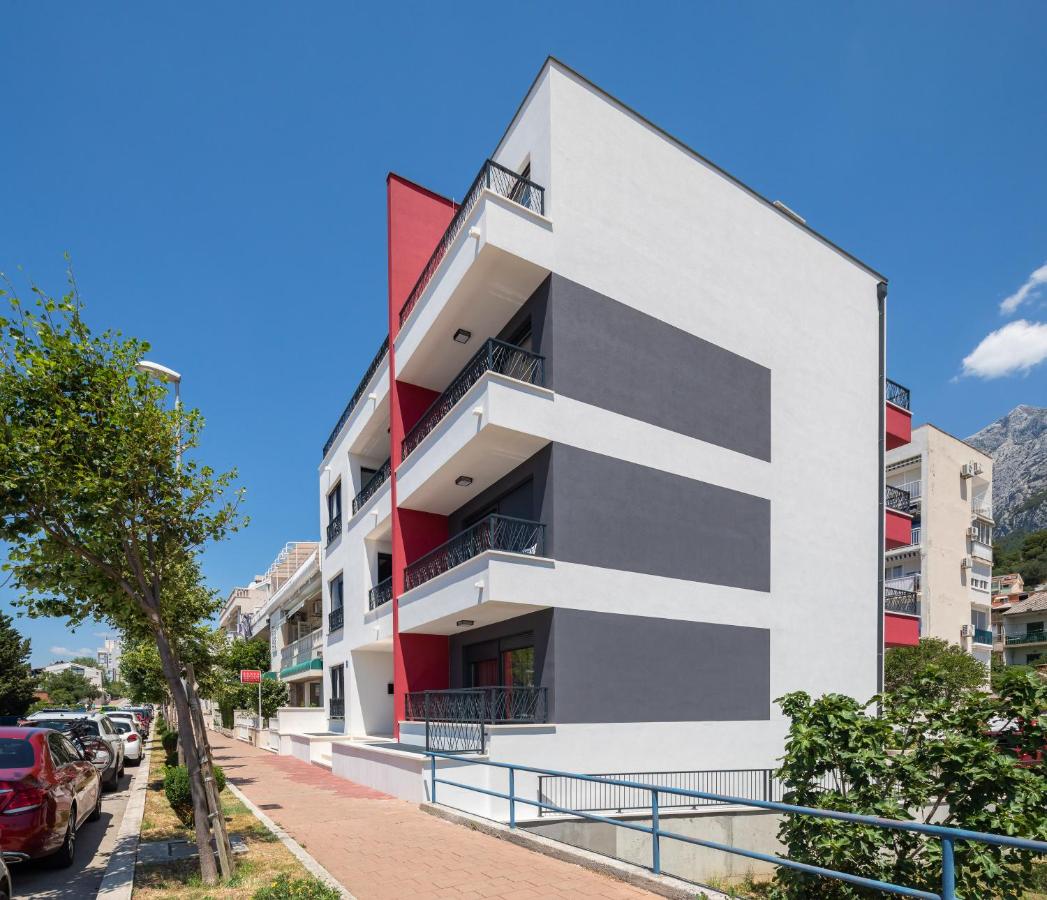 Villa Loriana Apartments - Chambres d’hôtes Makarska
