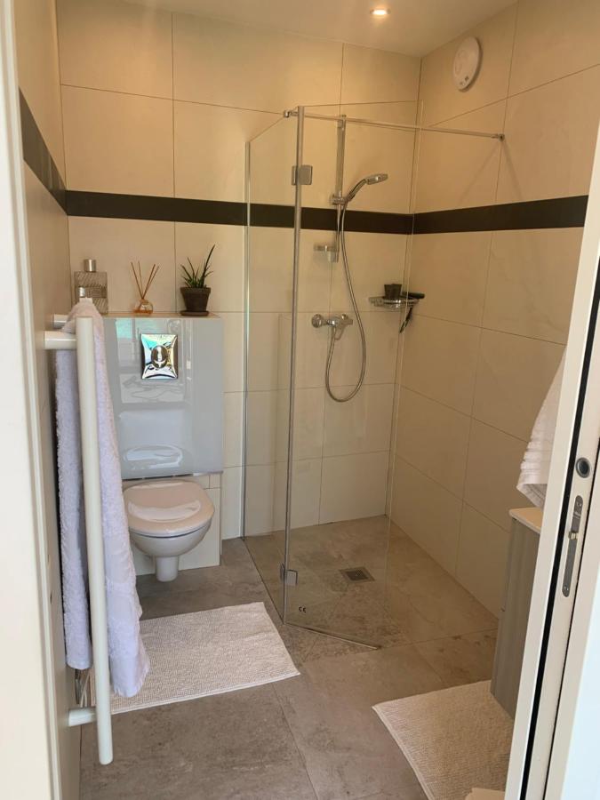 Chambre Double - Vue sur Piscine