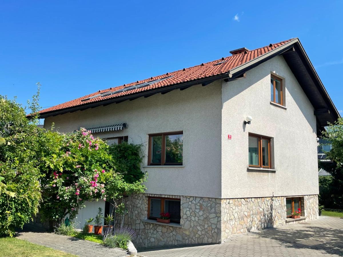 ANMARI Apartment & Rooms - B&B Radovljica