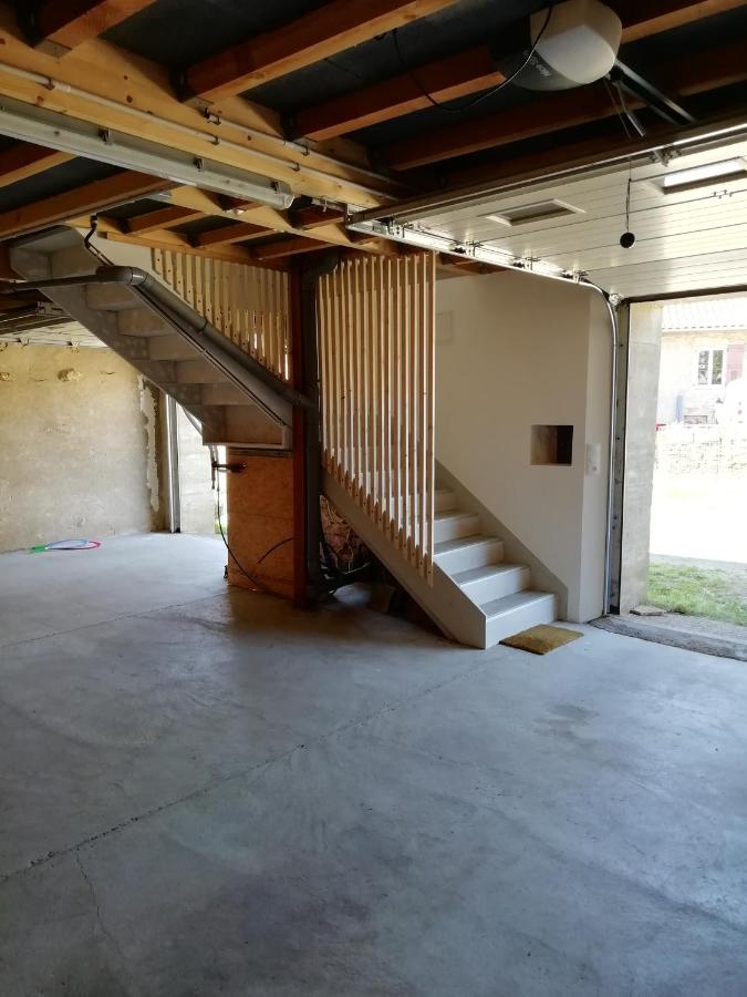 Le charmillon, Appartement cosi avec double garage - B&B