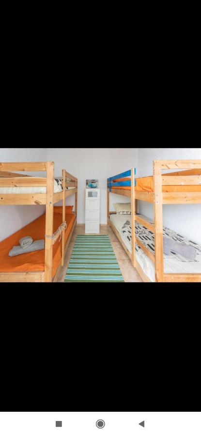 Lit dans un dortoir de 4 lits