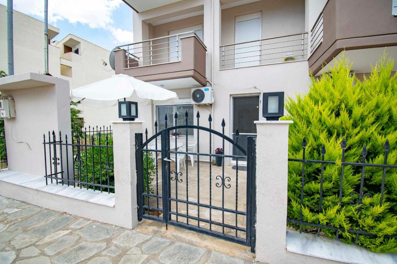 Violeta Apartment by RentalsPro - Nea Flogita Halkidiki - B&B