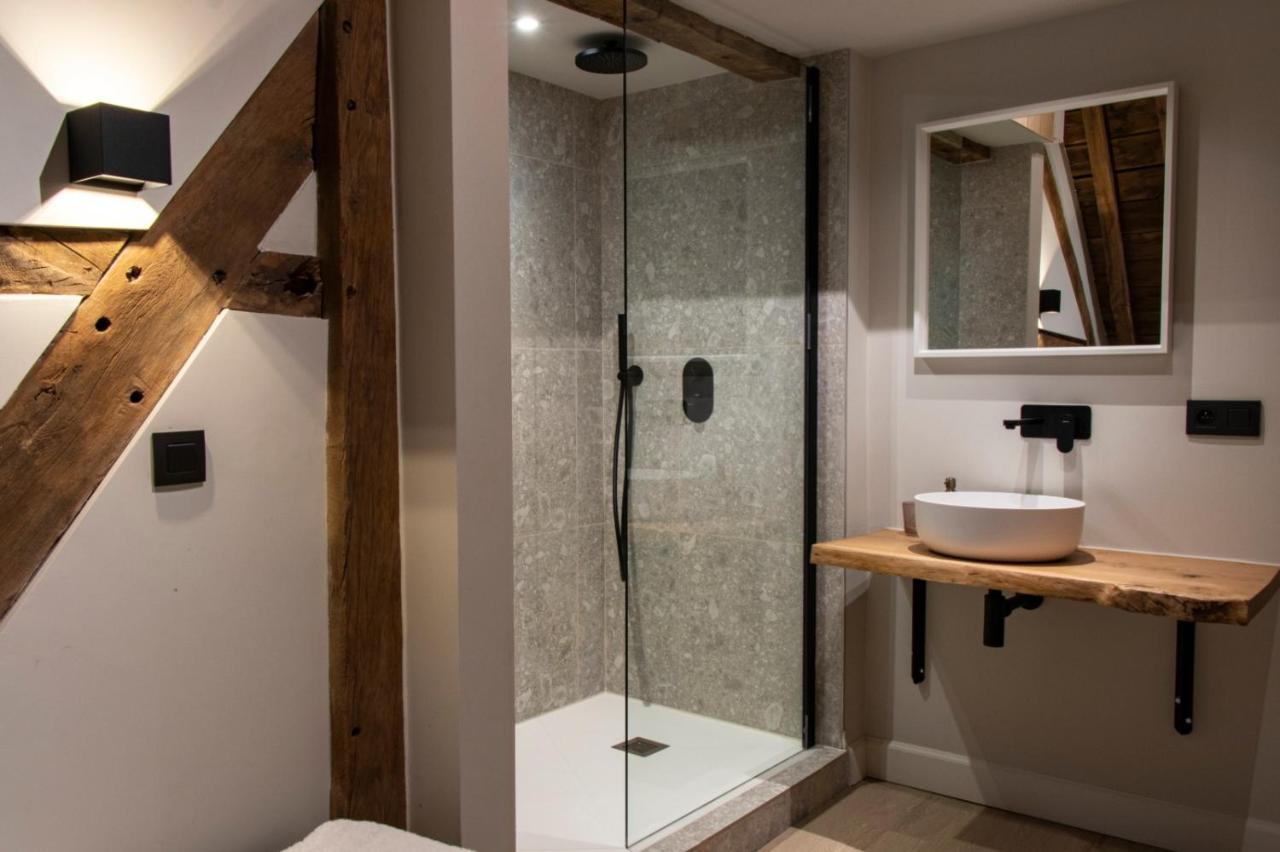 Chambre Familiale avec Douche 