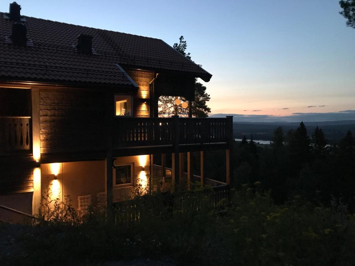 Alpstigen 10A - Newly built sports lodge with amazing views - B&B Järvsö