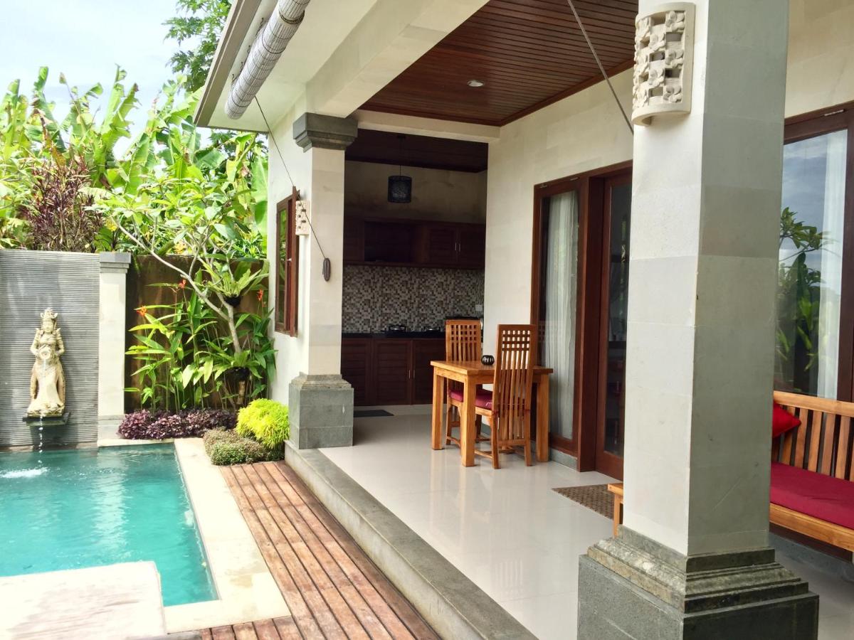 One Bedroom Villa with rice field view.