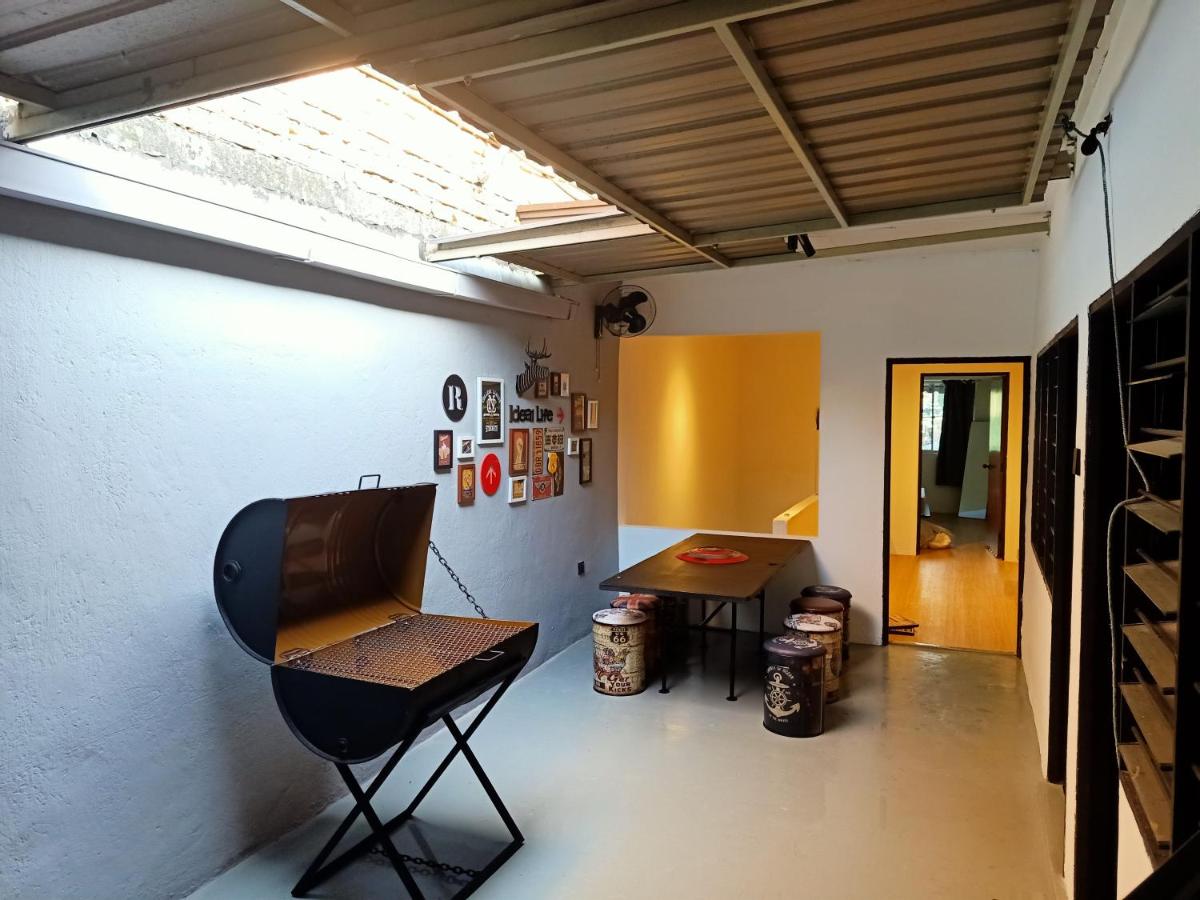 Cozy Homestay with Karaoke System & Pool Table - Ferienwohnung Kuala Lumpur
