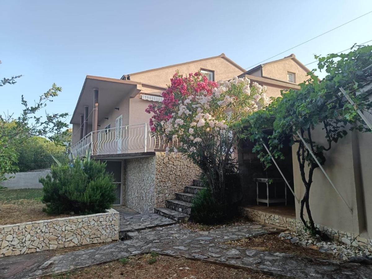 Apartments Vedrana - Chambres d’hôtes