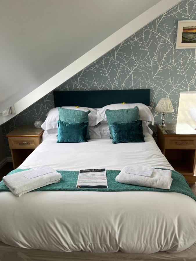 Superior Double Room with Sea View-Falls Bay