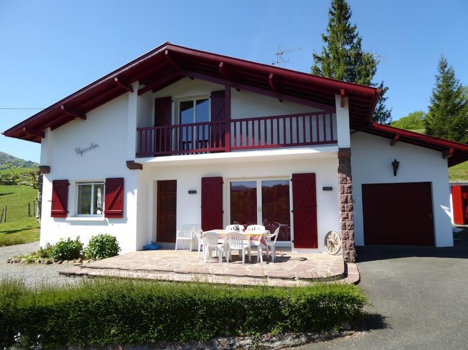 Gite individuel au pays BASQUE à 1,5km de ST-Jean-Pied-de-port - Bed and Breakfast