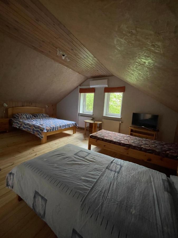 Habitación Familiar con baño privado
