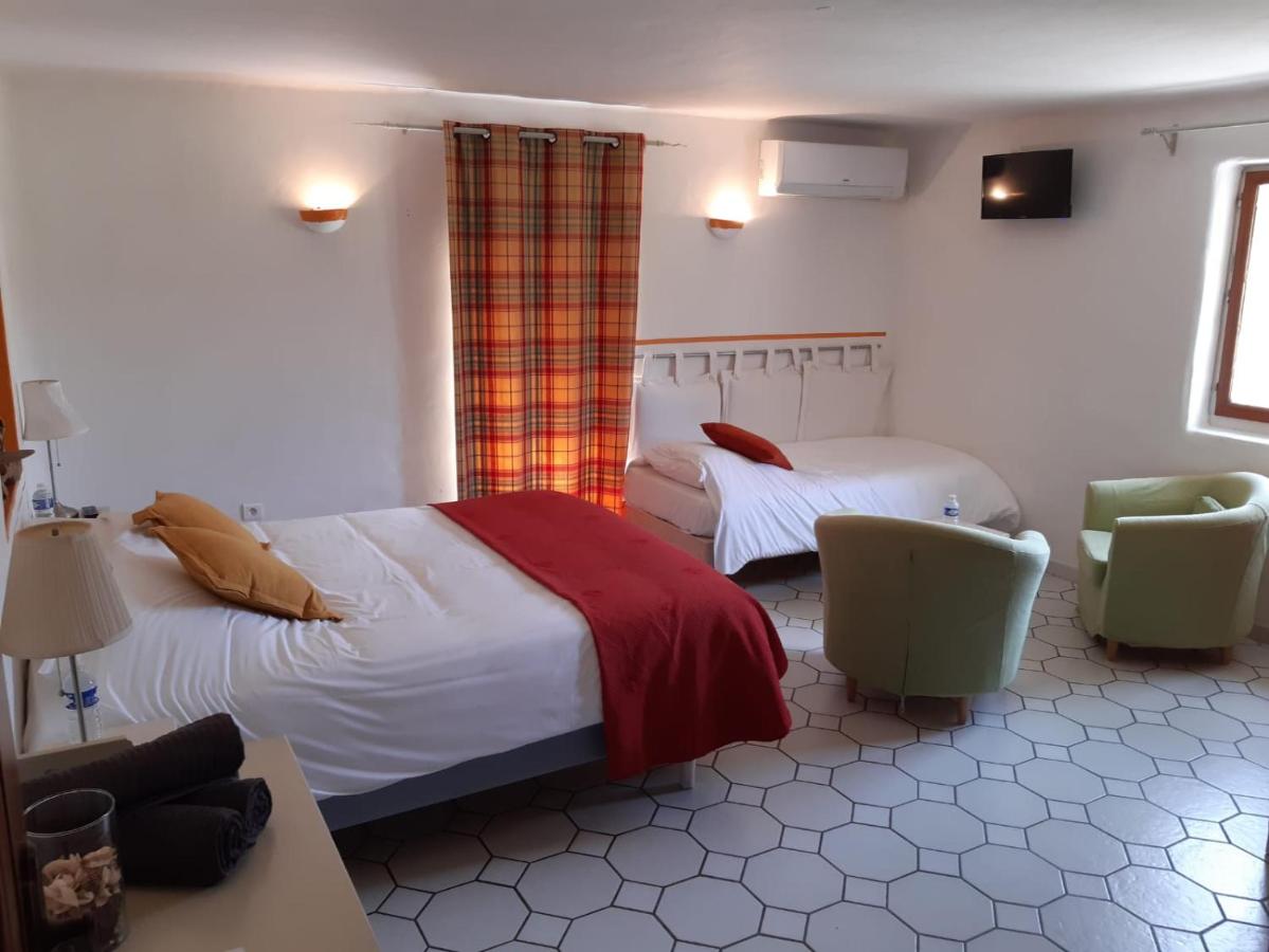 Triple Room with Private Bathroom