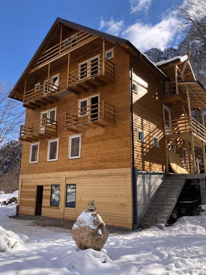 Adenisi guesthouse - B&B