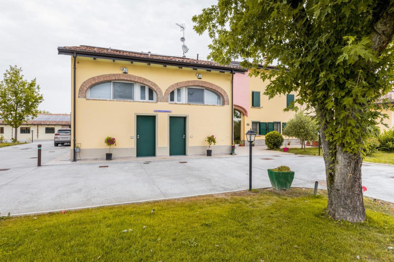 Countryside Fiere Parma Apartments - Bed and Breakfast