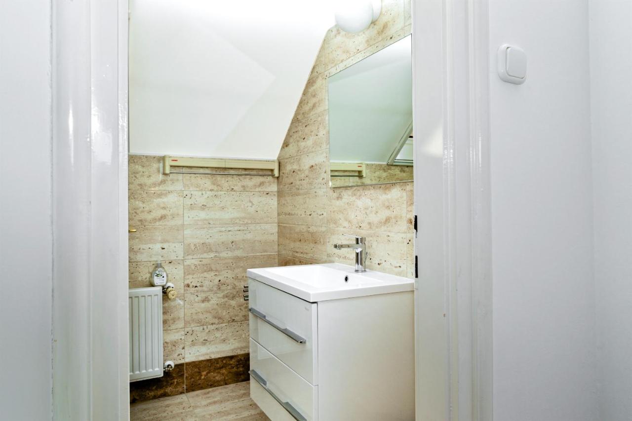 Chambre Lits Jumeaux avec Salle de Bains