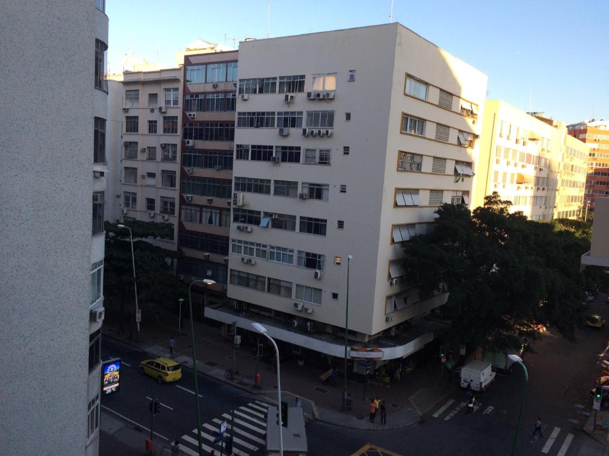 Incrivel quarto sala Ipanema em frente ao metro - Jangadeiros duas quadras da praia - Chambres d'hôtes Rio de Janeiro