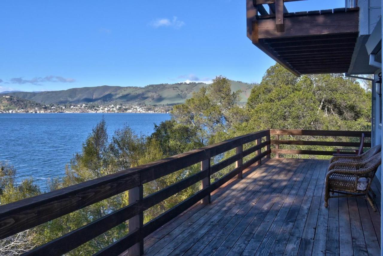Bass Alley Bungalow With Private Dock And Amazing Fishing On Clear Lake - B&B