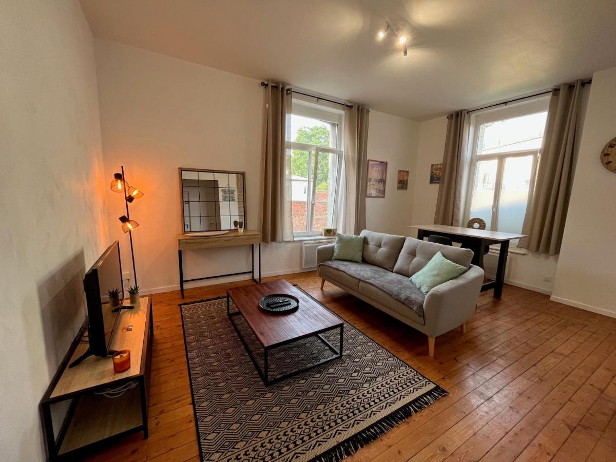 Appartement d’exception 200 M de la gare - Bed and Breakfast Arras