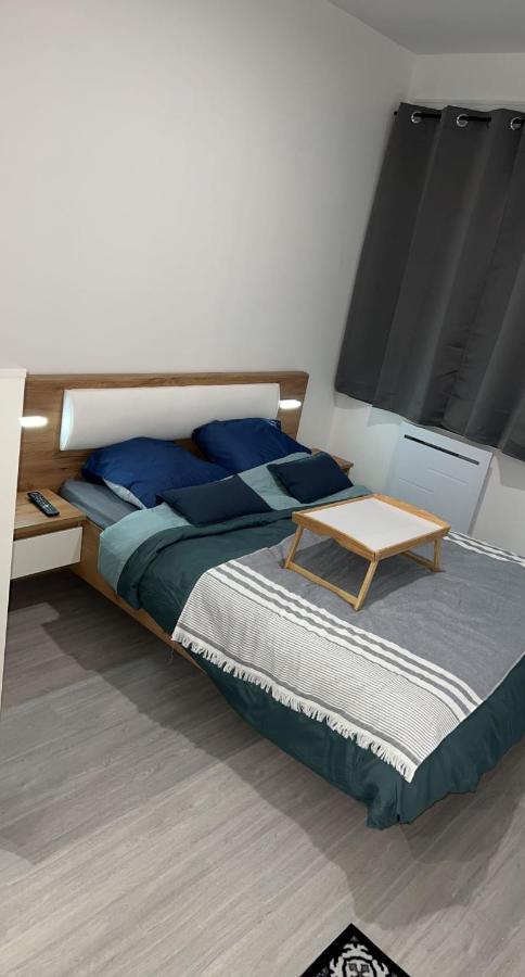Appartement moderne refait à neuf proximité centre ville et plage - B&B