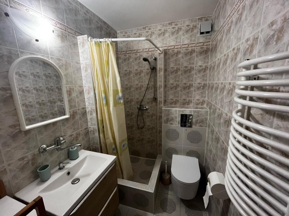 Double or Twin Room with Shared Bathroom