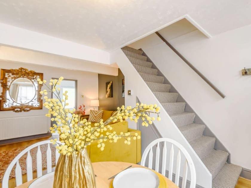 B&B Lincoln - Stylish Uphill Townhouse - Bed and Breakfast Lincoln