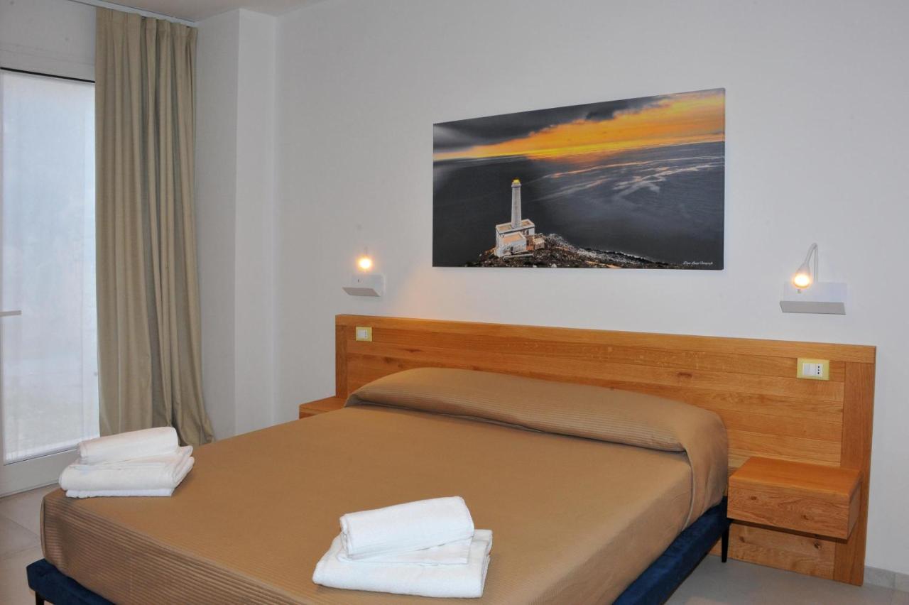 Suite with Hot Tub