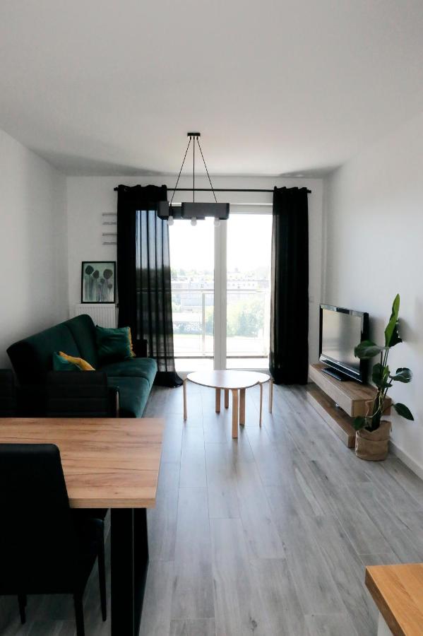 Apartament Tramwajowa 17B - B&B