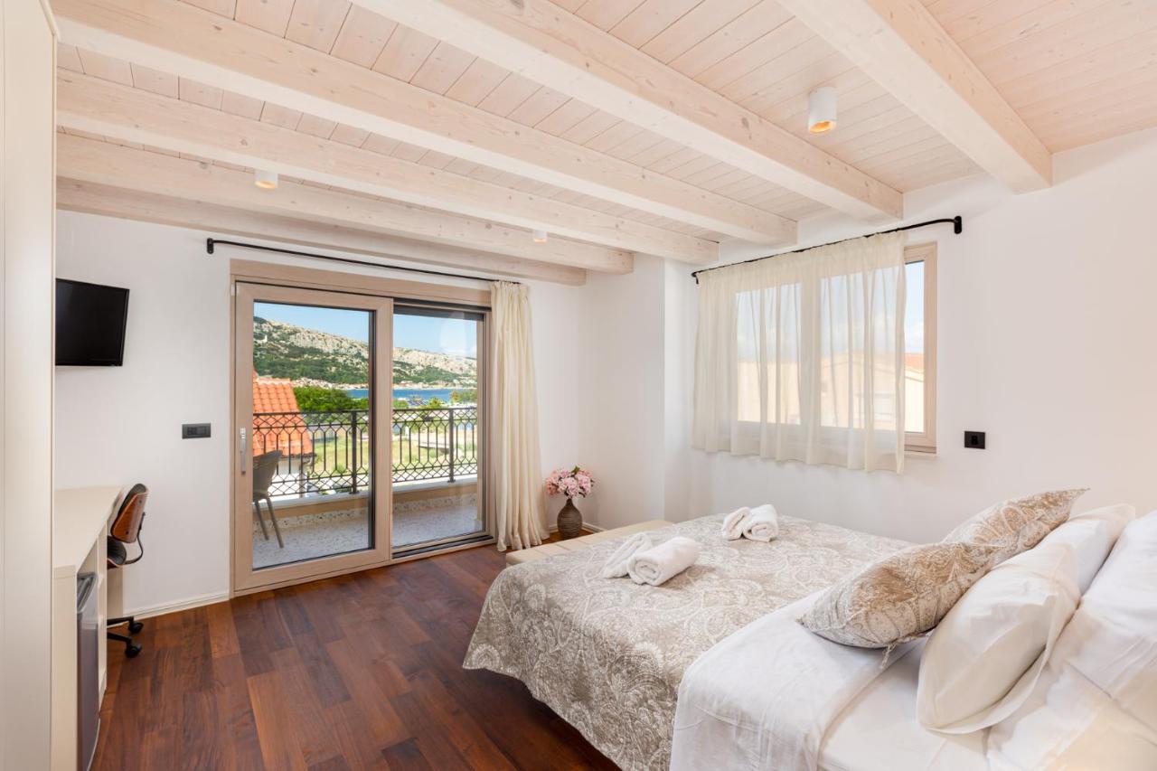 Deluxe Doppelzimmer mit Balkon und Meerblick