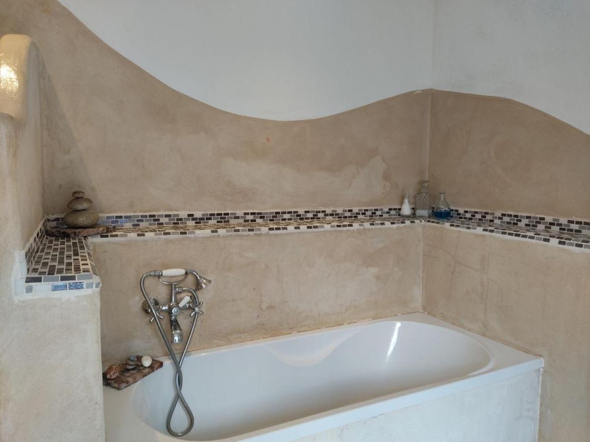 Basic Dreibettzimmer mit Gemeinschaftsbad