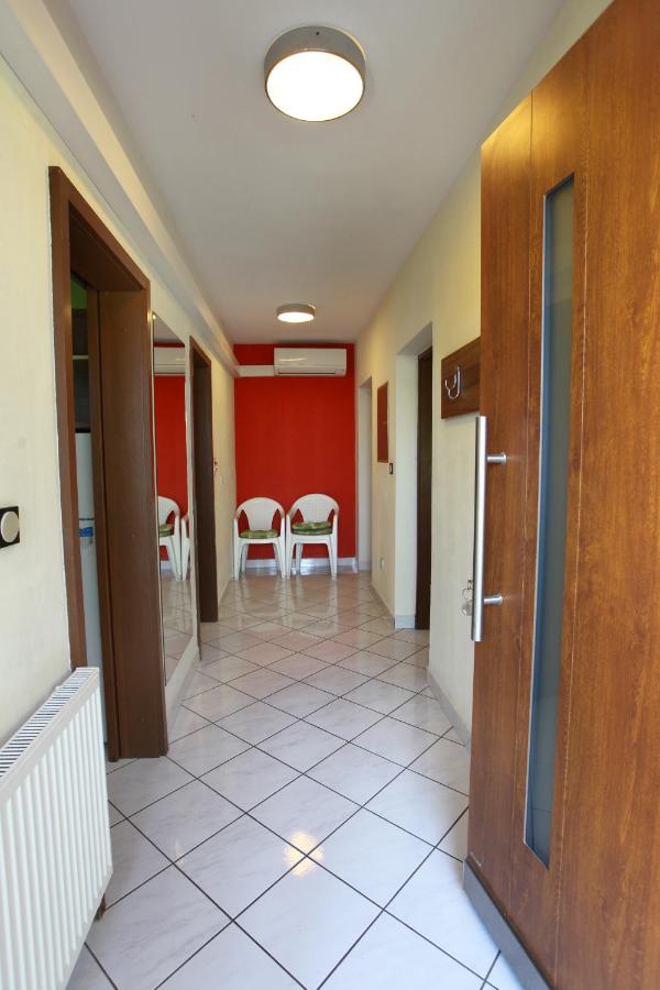Apartment mit Terrasse