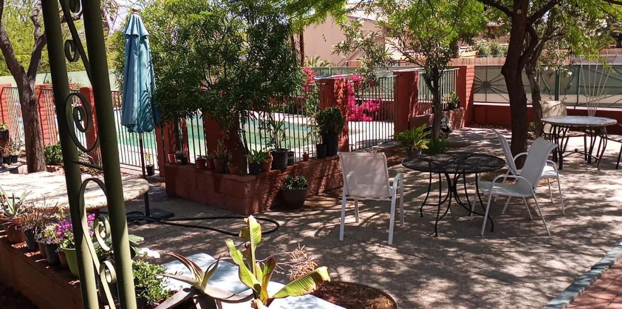 Dodge Residence - B&B Tucson