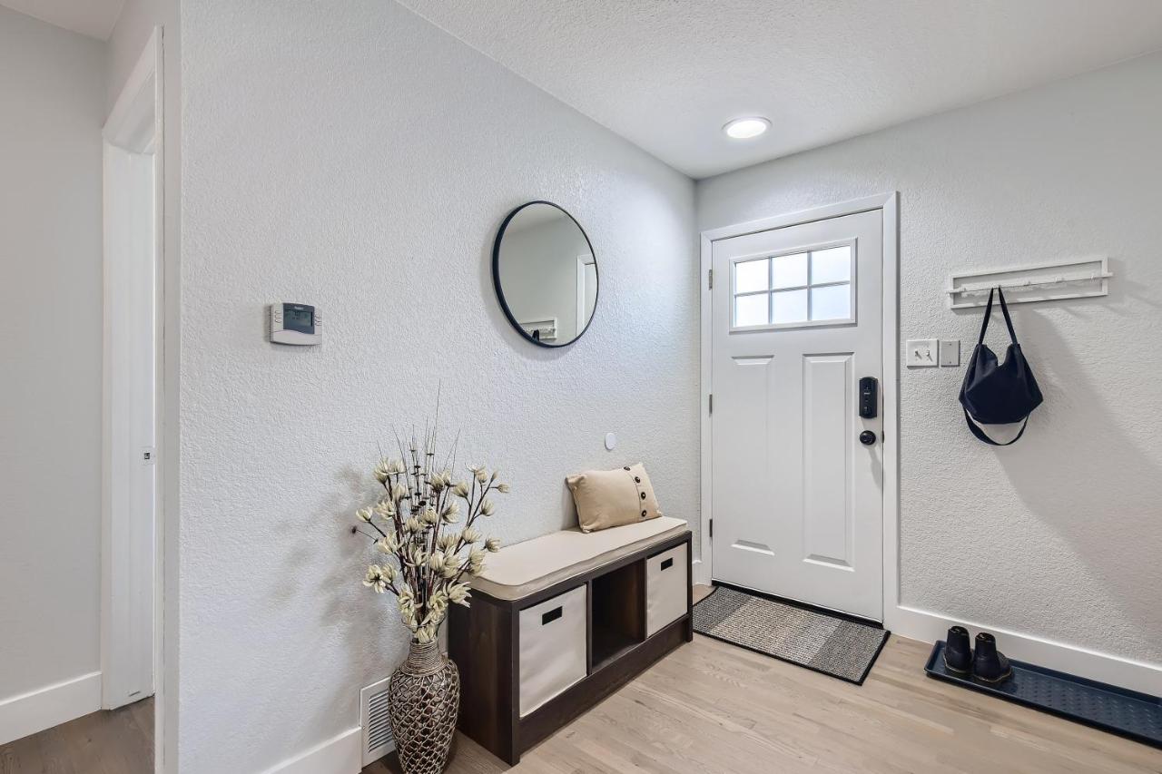 Quick Access to Denver - Sunset Patio, Games & Fenced Yard - Gray Street - B&B